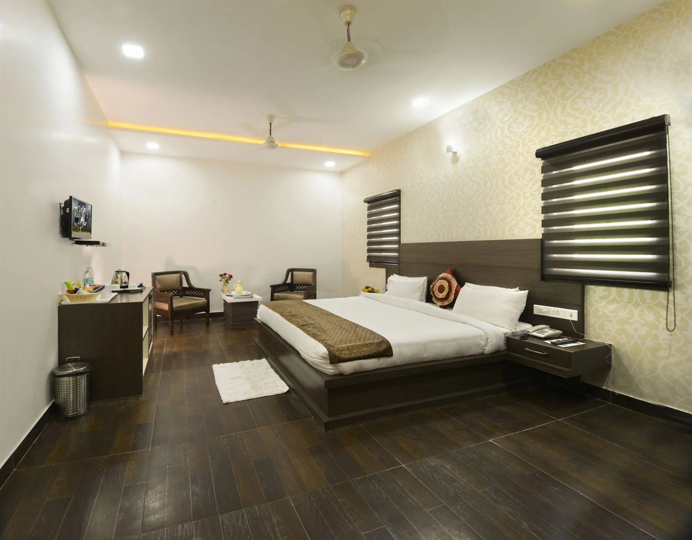 Hotel Heaven Resorts