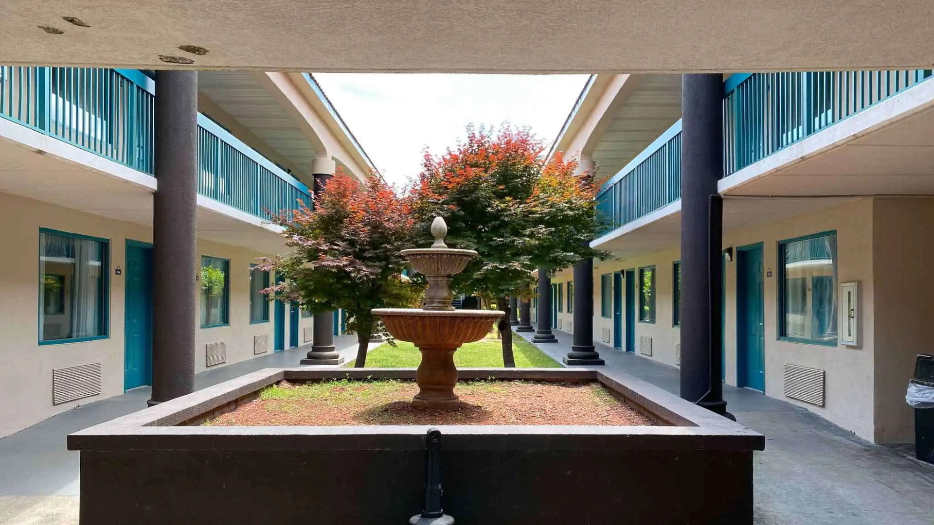 Motel 6 Savannah, GA- Gateway & I-95