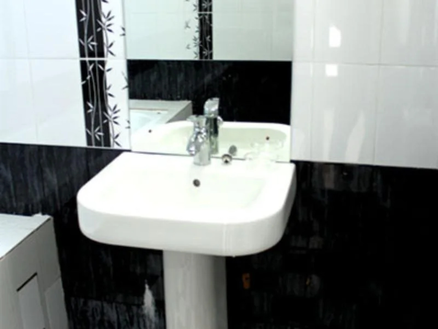 Riseans White Palace