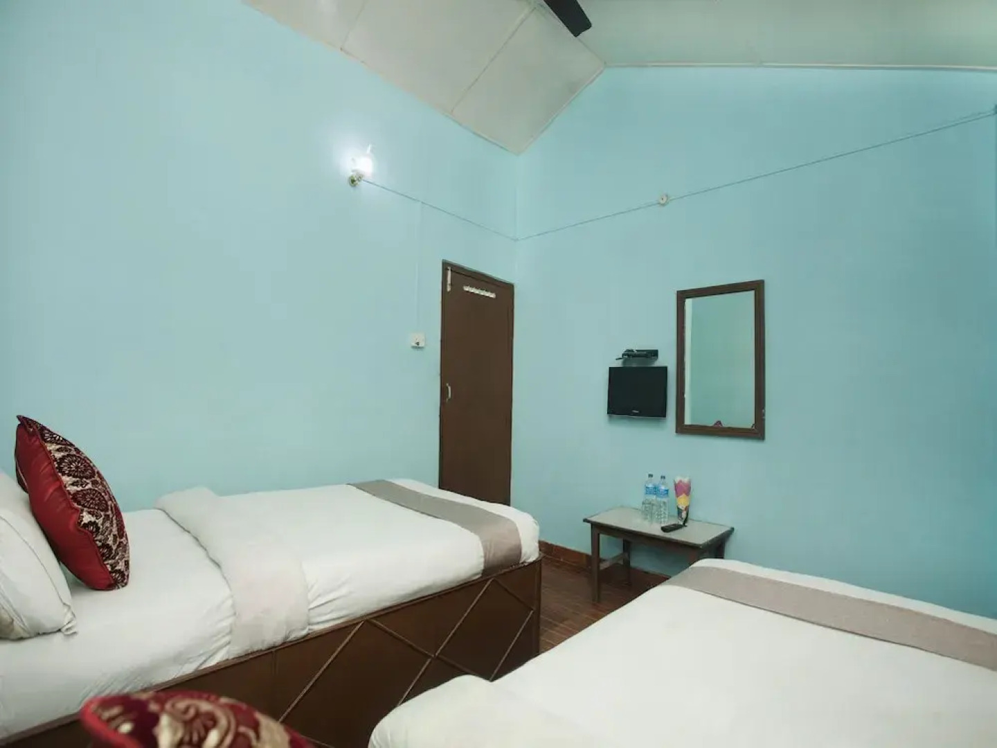 SPOT ON 486 Hotel Holy Lodge