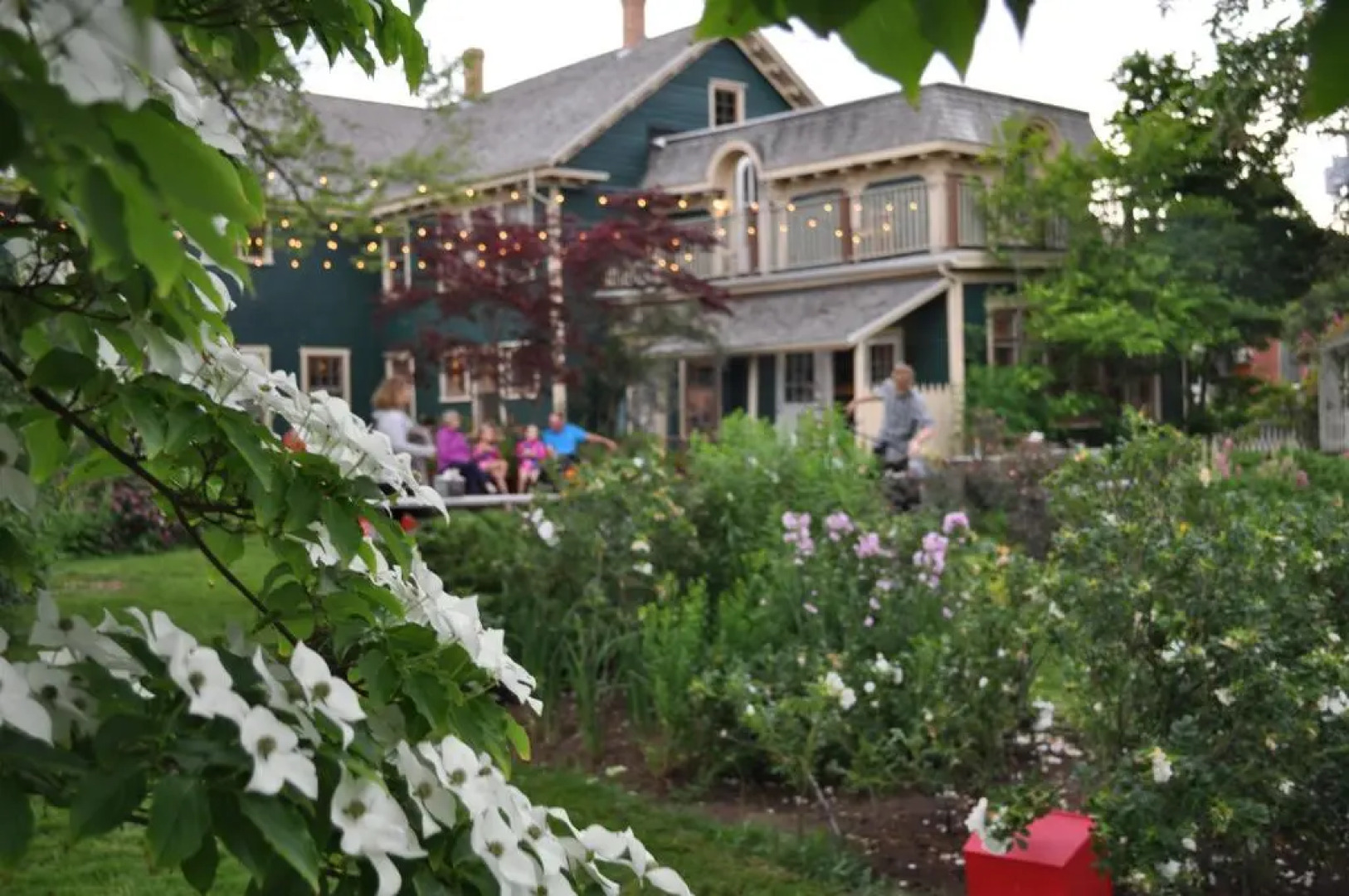 Holman's Heritage Suites