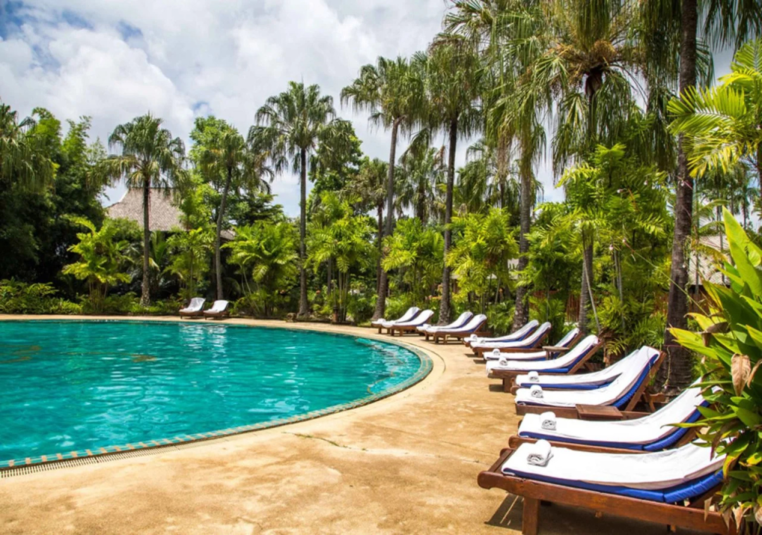 Phowadol Resort