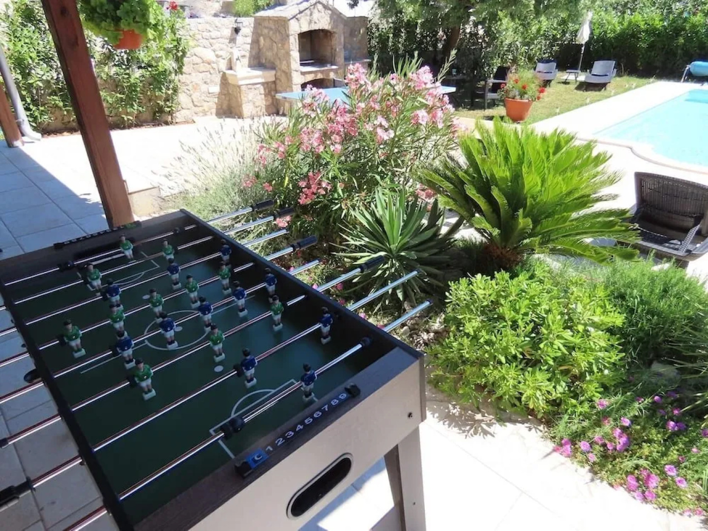 Villa Doris With Heated Pool gym and Kids Playground