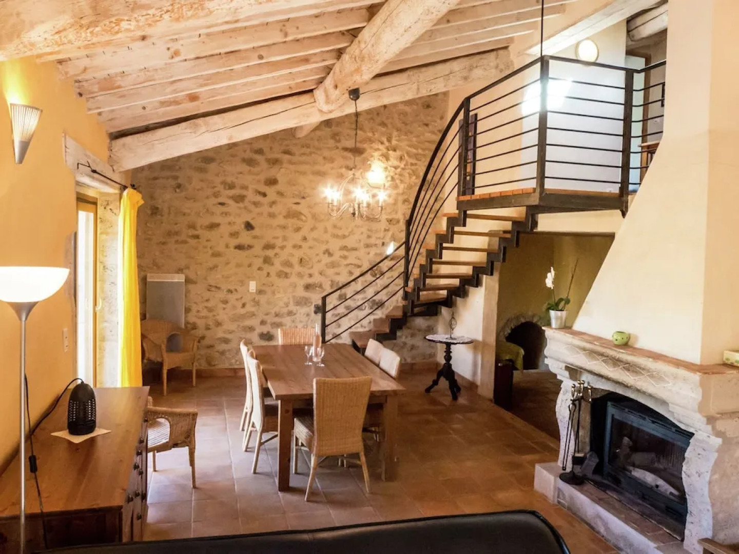 Stylish Villa in Fraissé-des-corbières With Swimming Pool