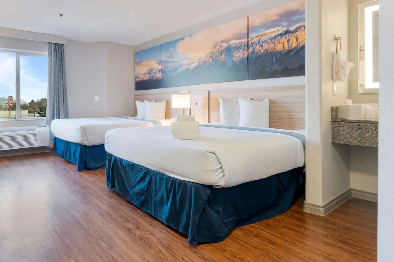 Days Inn by Wyndham Thornton