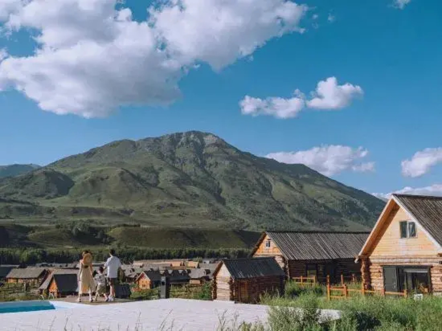 naked Home · Hemu Altay