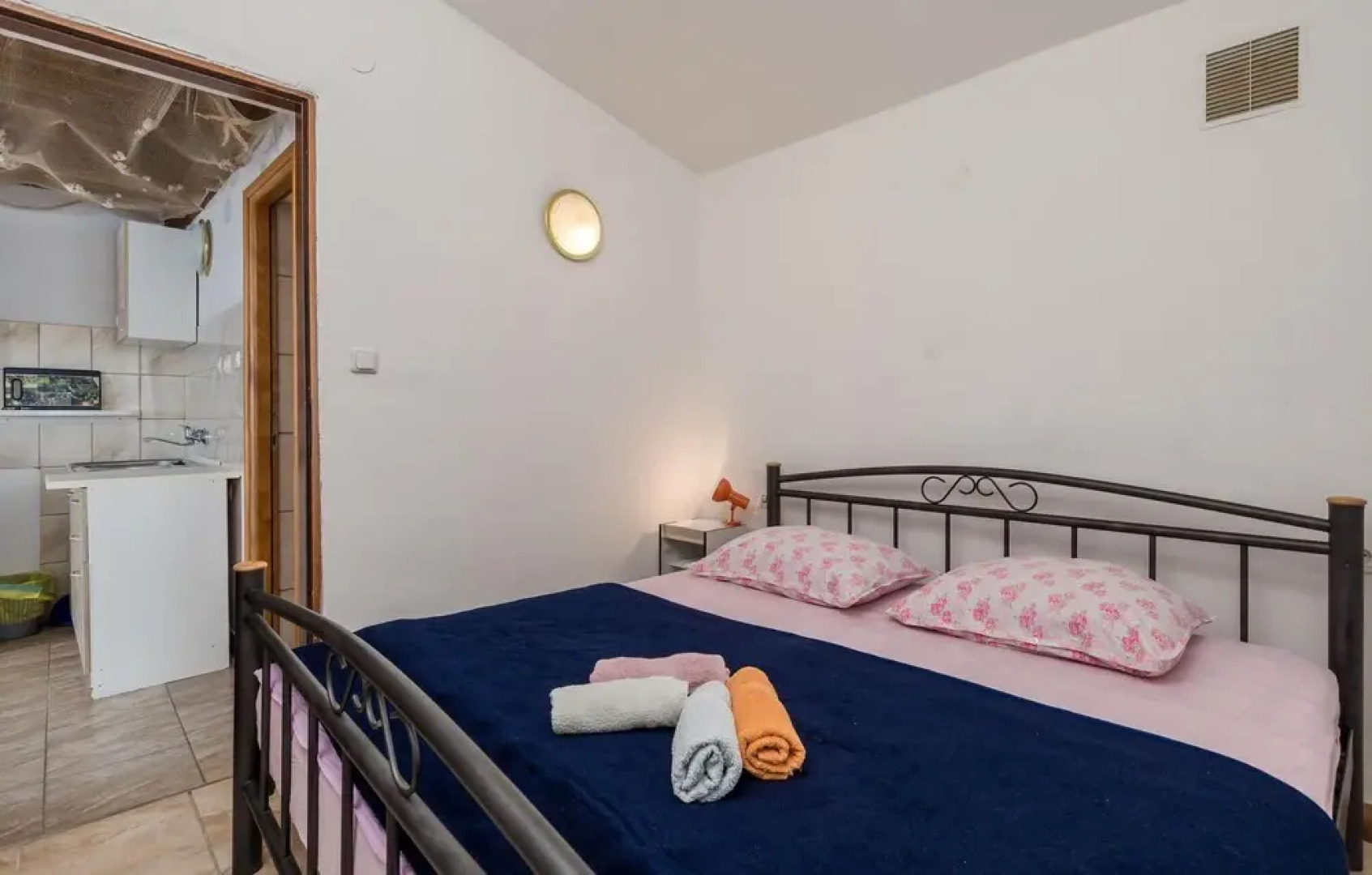 Stunning Apartment in Stinica With Wifi and 1 Bedrooms