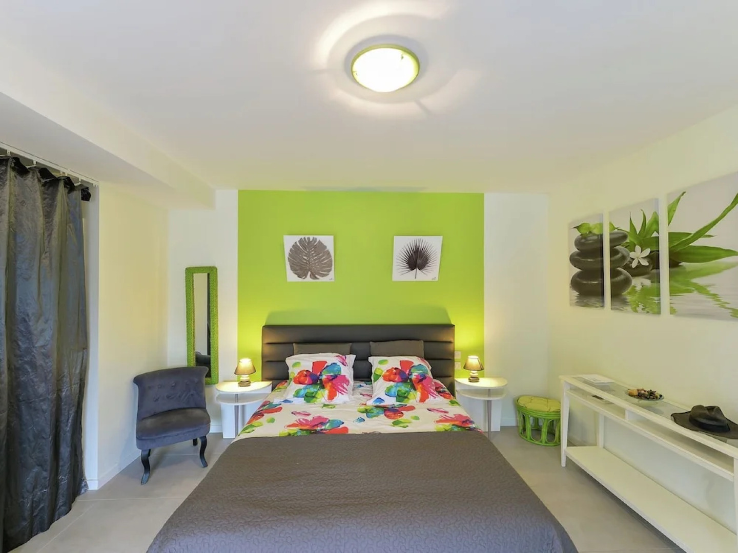 Welcoming Villa in Fouesnant With Swimming Pool