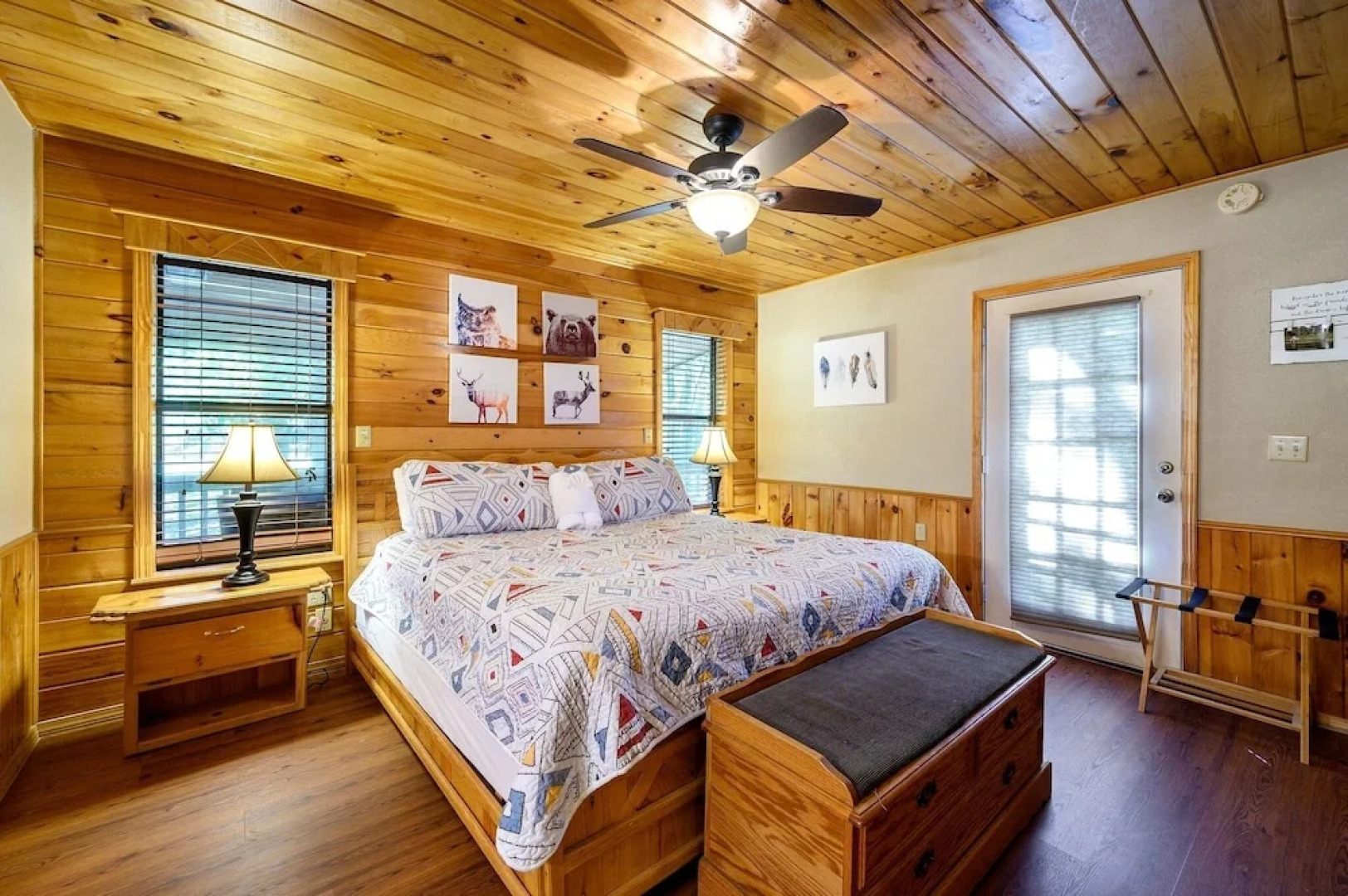 Cast Away Family Cabin with Hot Tub, Fireplace, and Kids Area by RedAwning