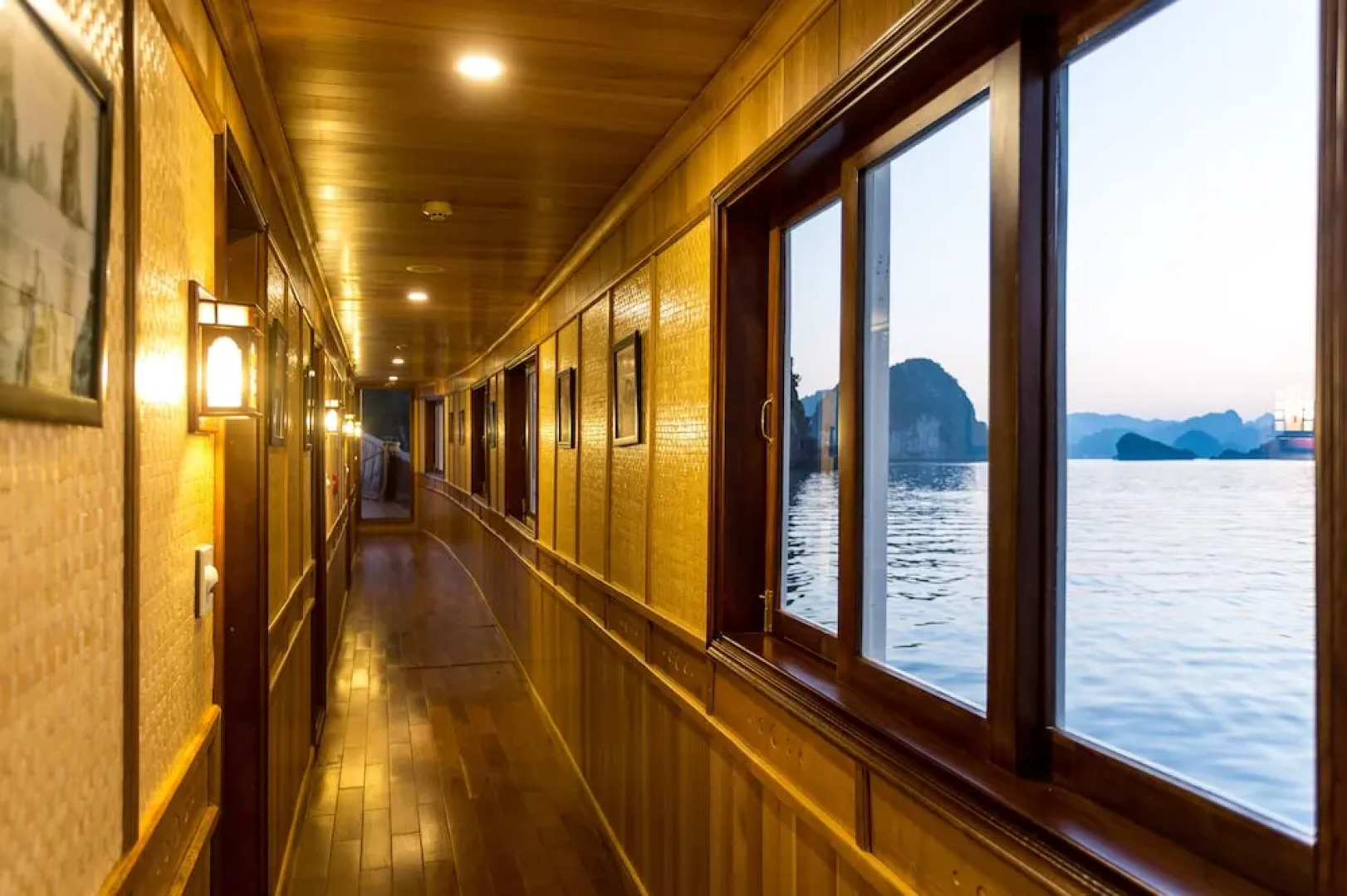 Bhaya Halong Cruise