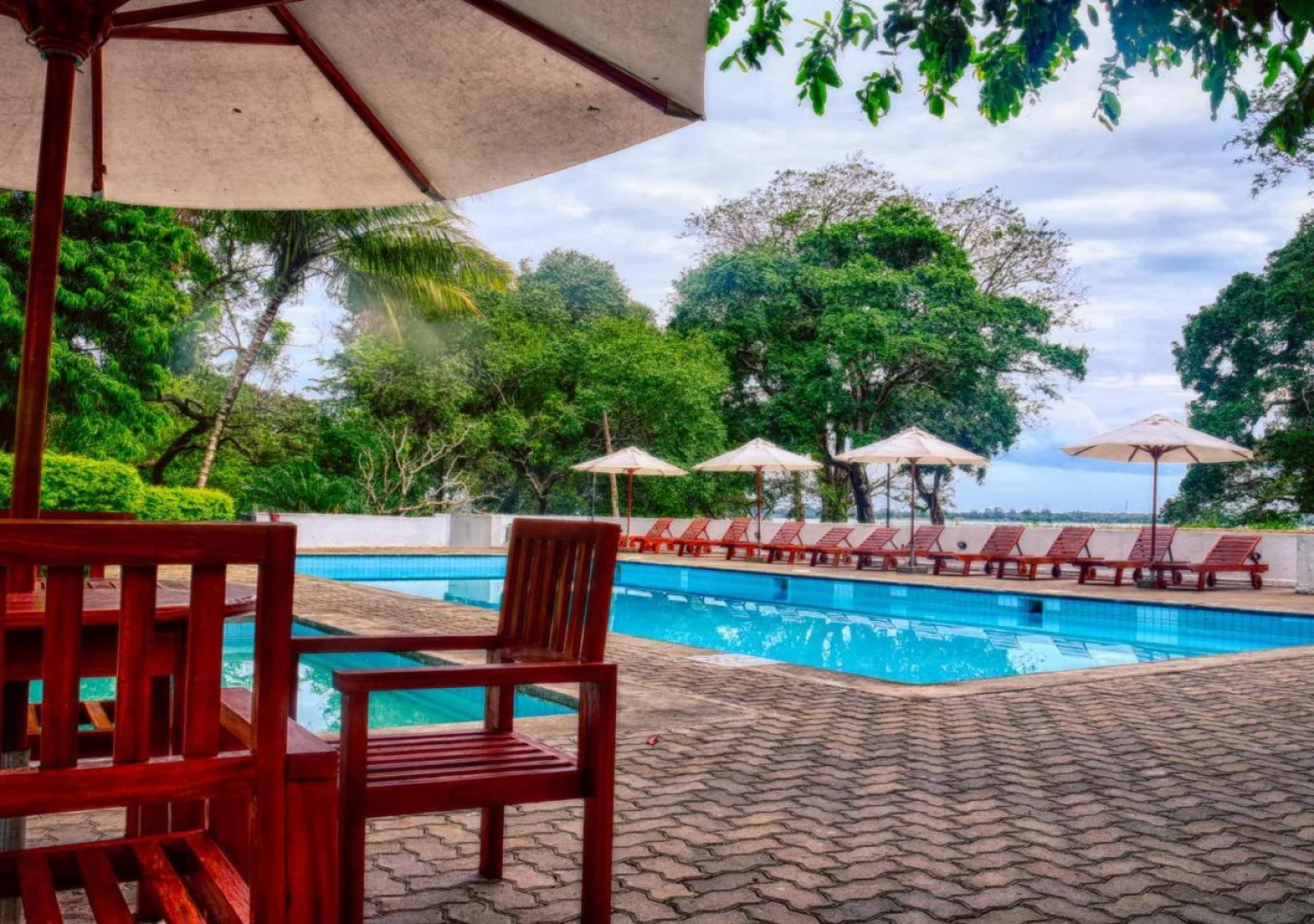 The Lakeside Hotel at Nuwarawewa