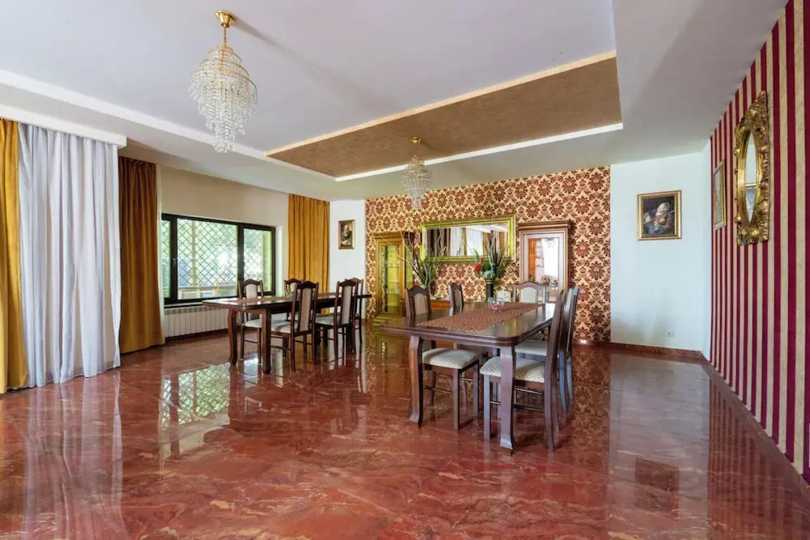 Faraway Aparthotel near Airport