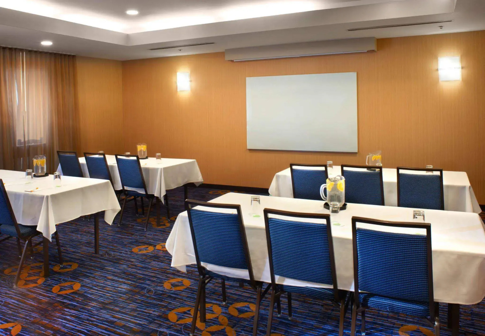 Courtyard by Marriott Cleveland Independence