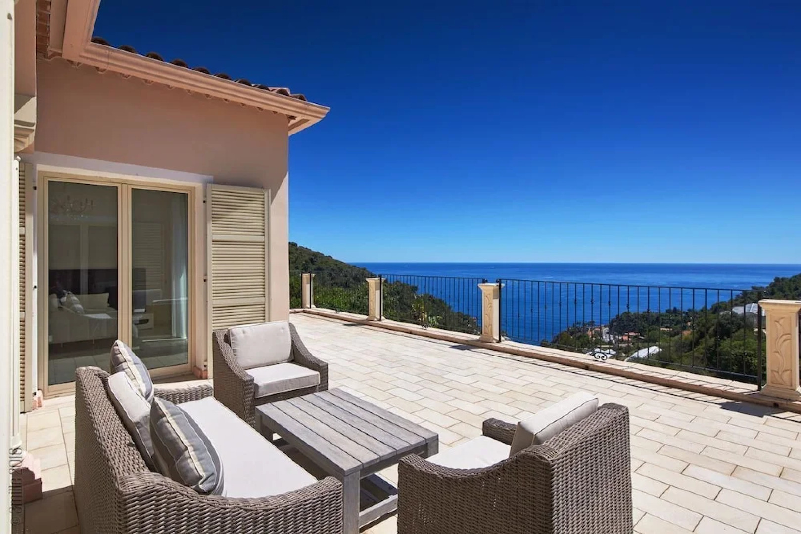 2131 Avenue de Lattre de Tassigny