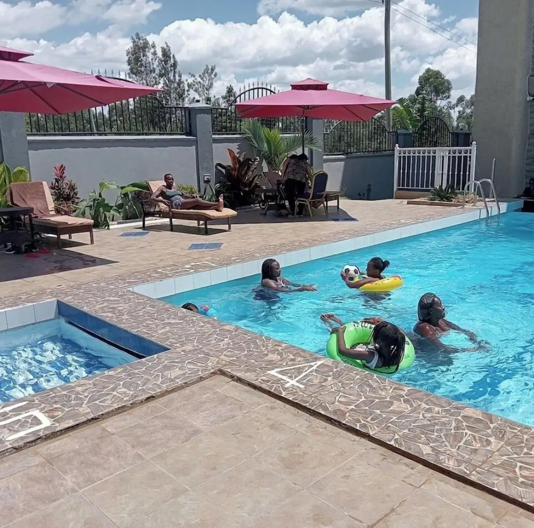 Skyz9 Hotel