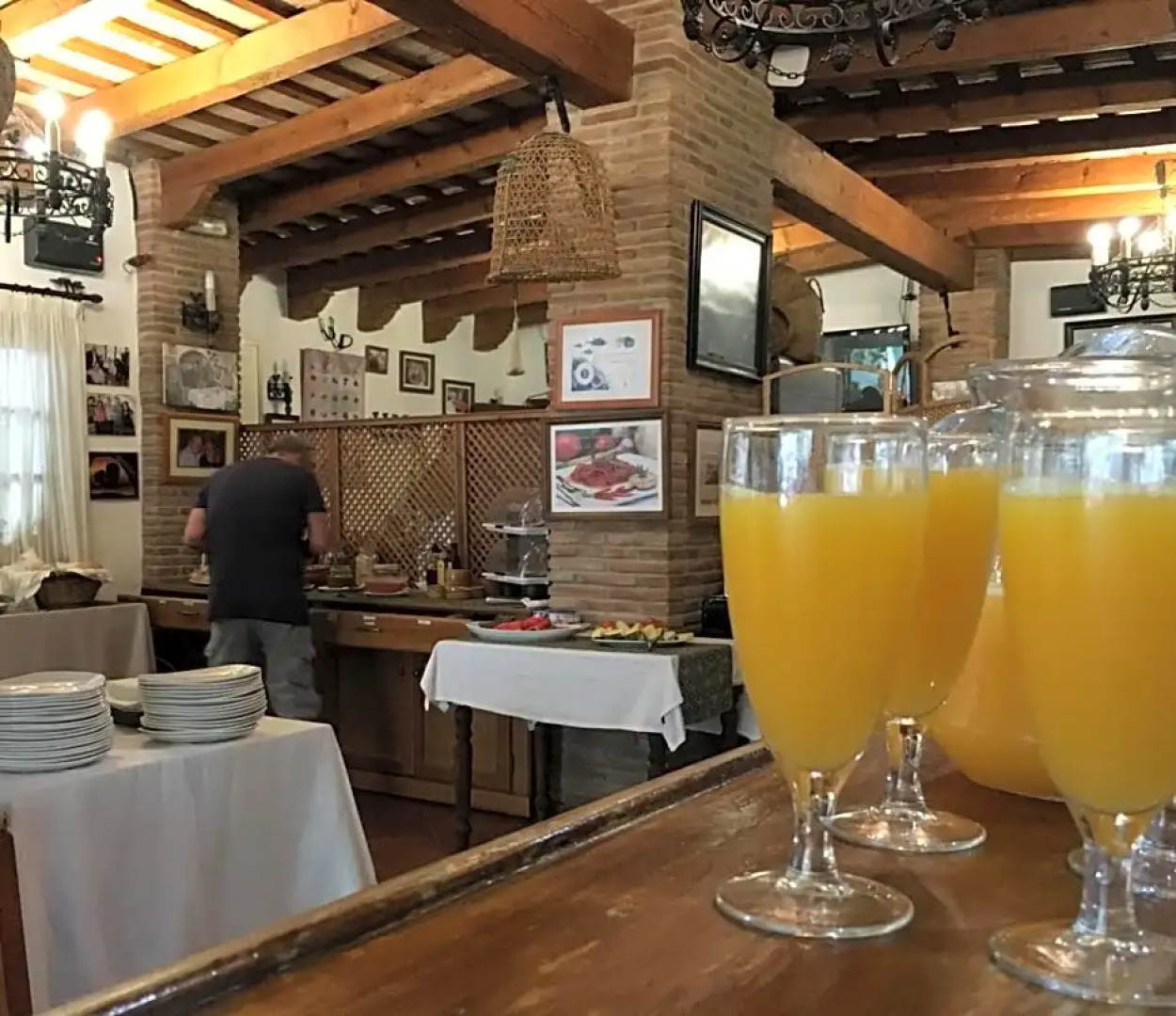 Hotel Restaurante Blanco y Verde