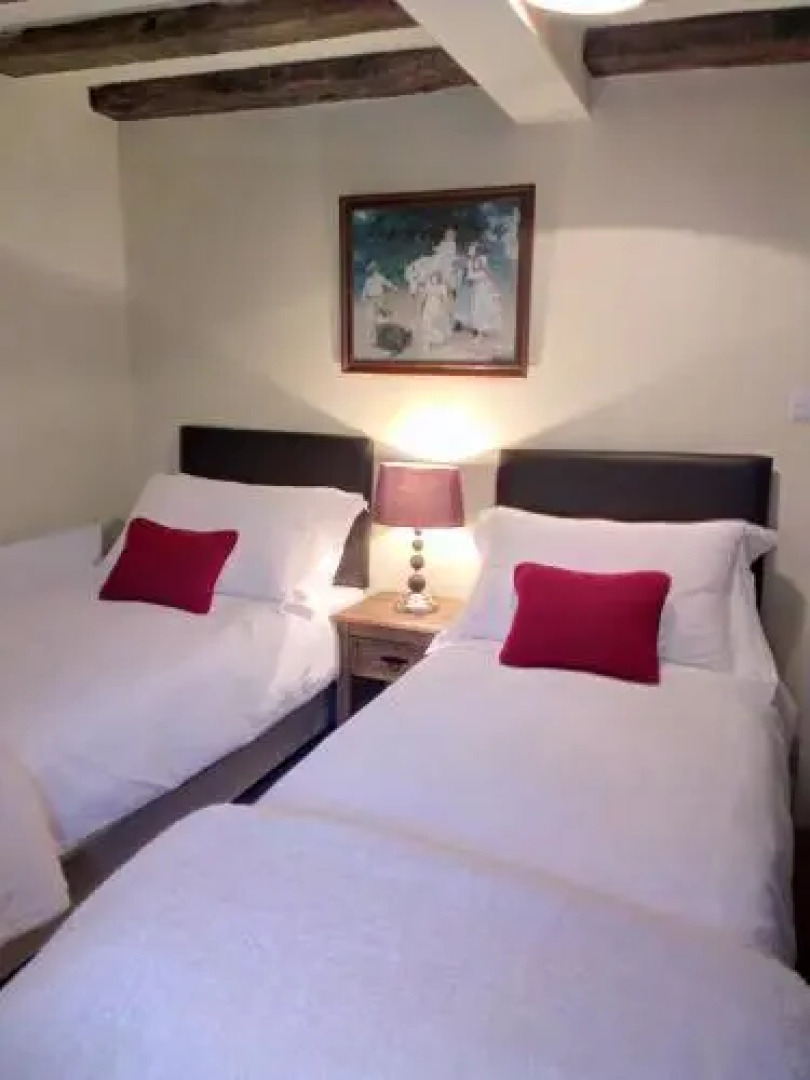 The Medieval Hall Apartment