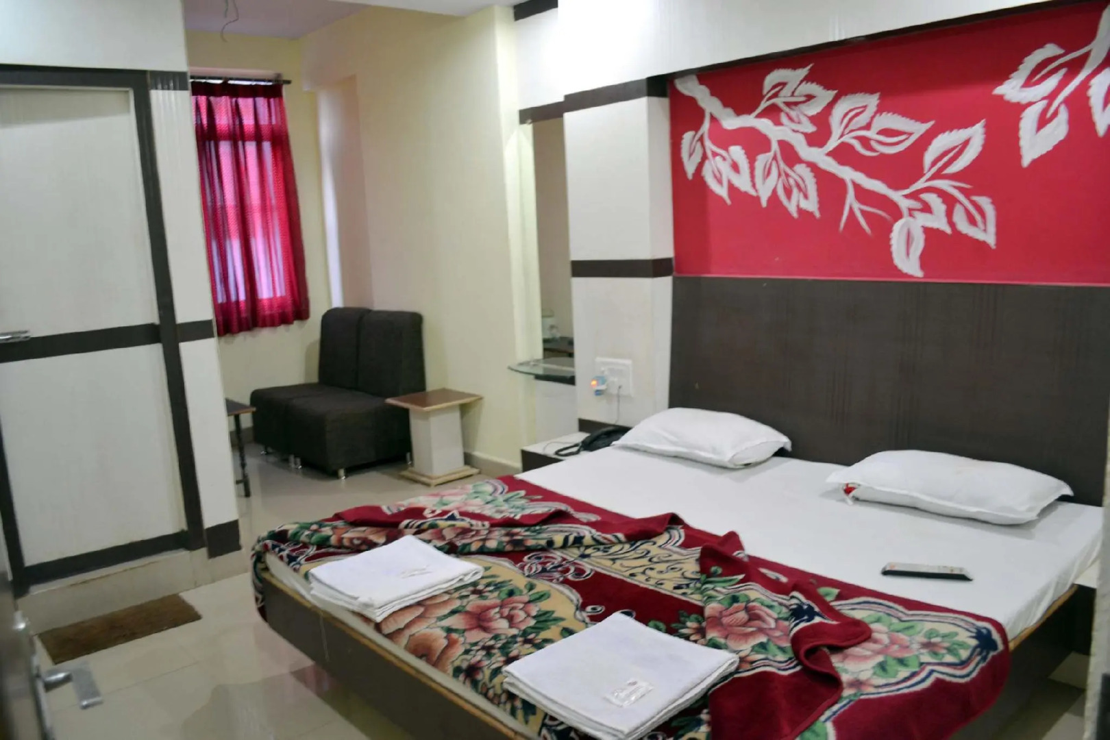 Hotel Saket