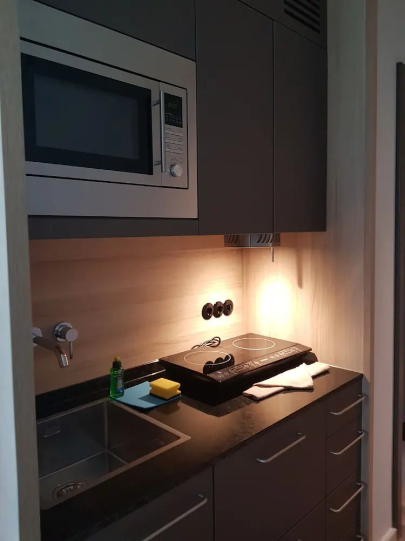 Golden Ball Boardinghouse