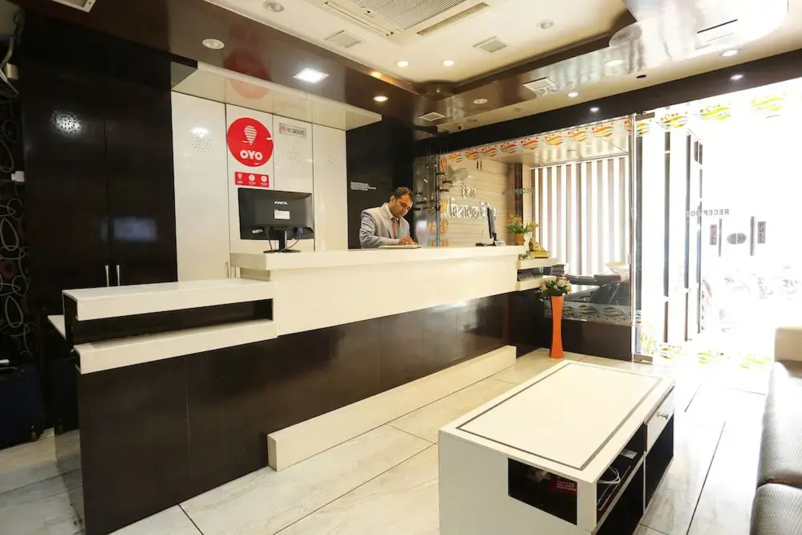 OYO Flagship 4558 The Surbhi