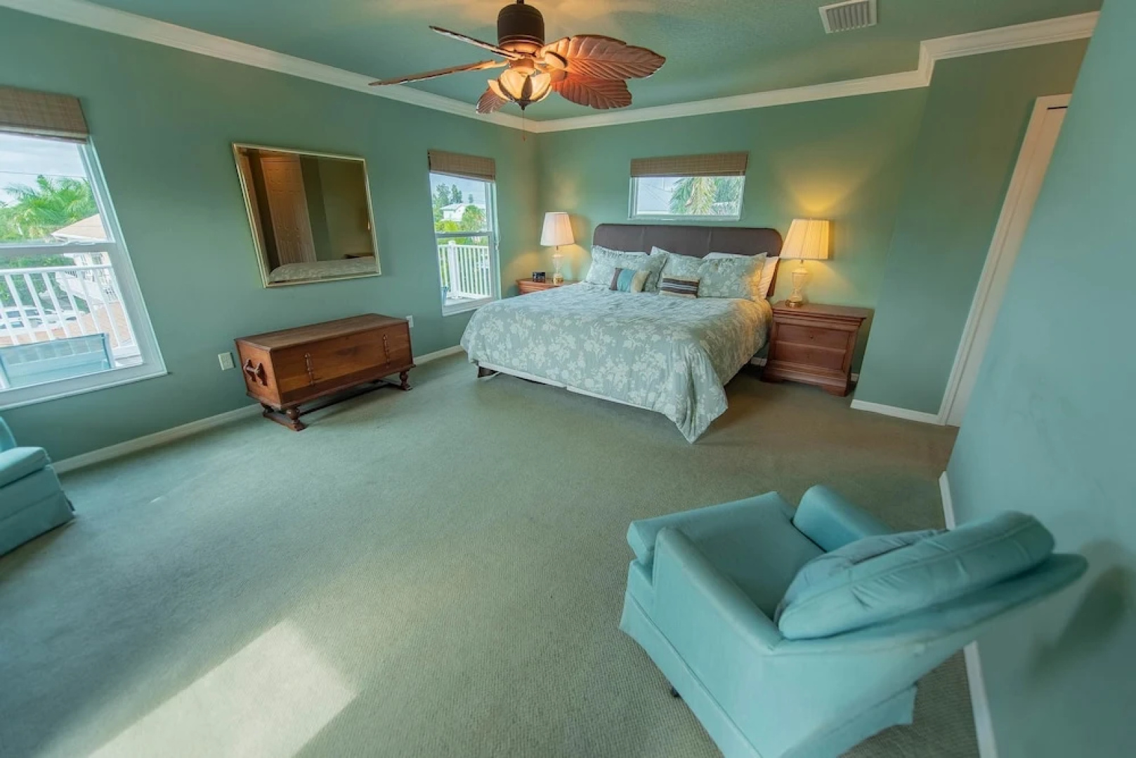 Pelican Villa Apartment 4