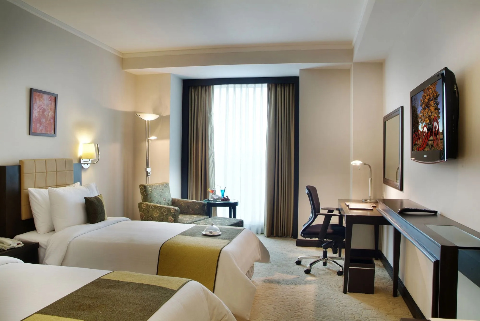 Goldfinch Hotel Delhi NCR