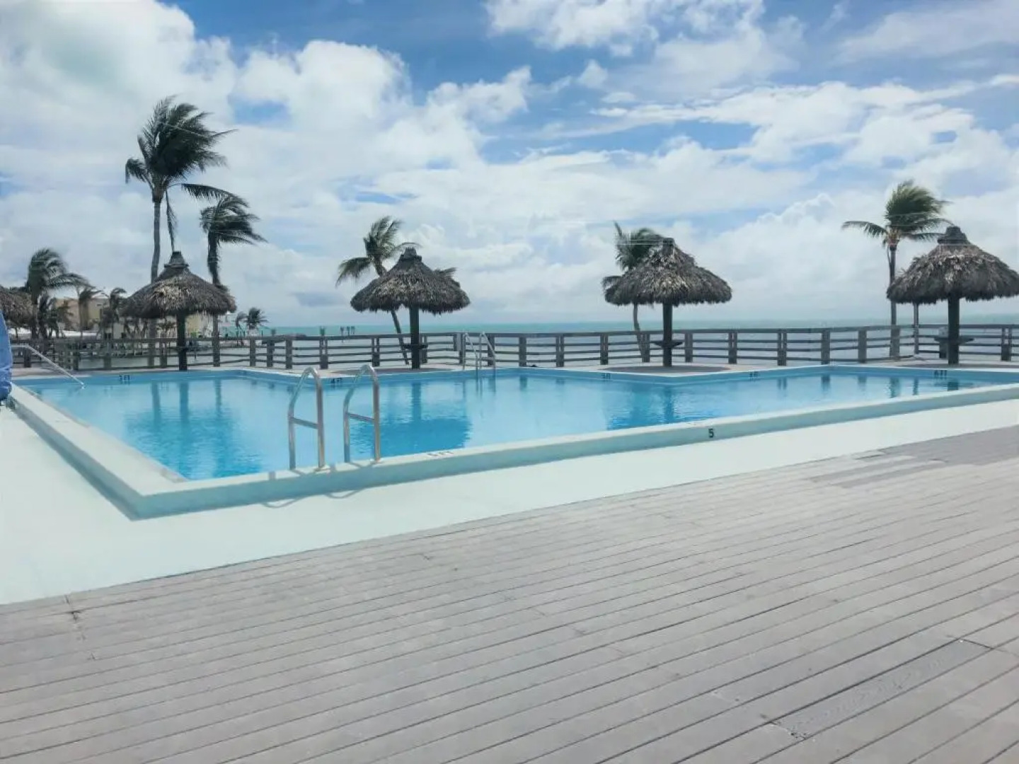 Caloosa Cove Resort & Marina