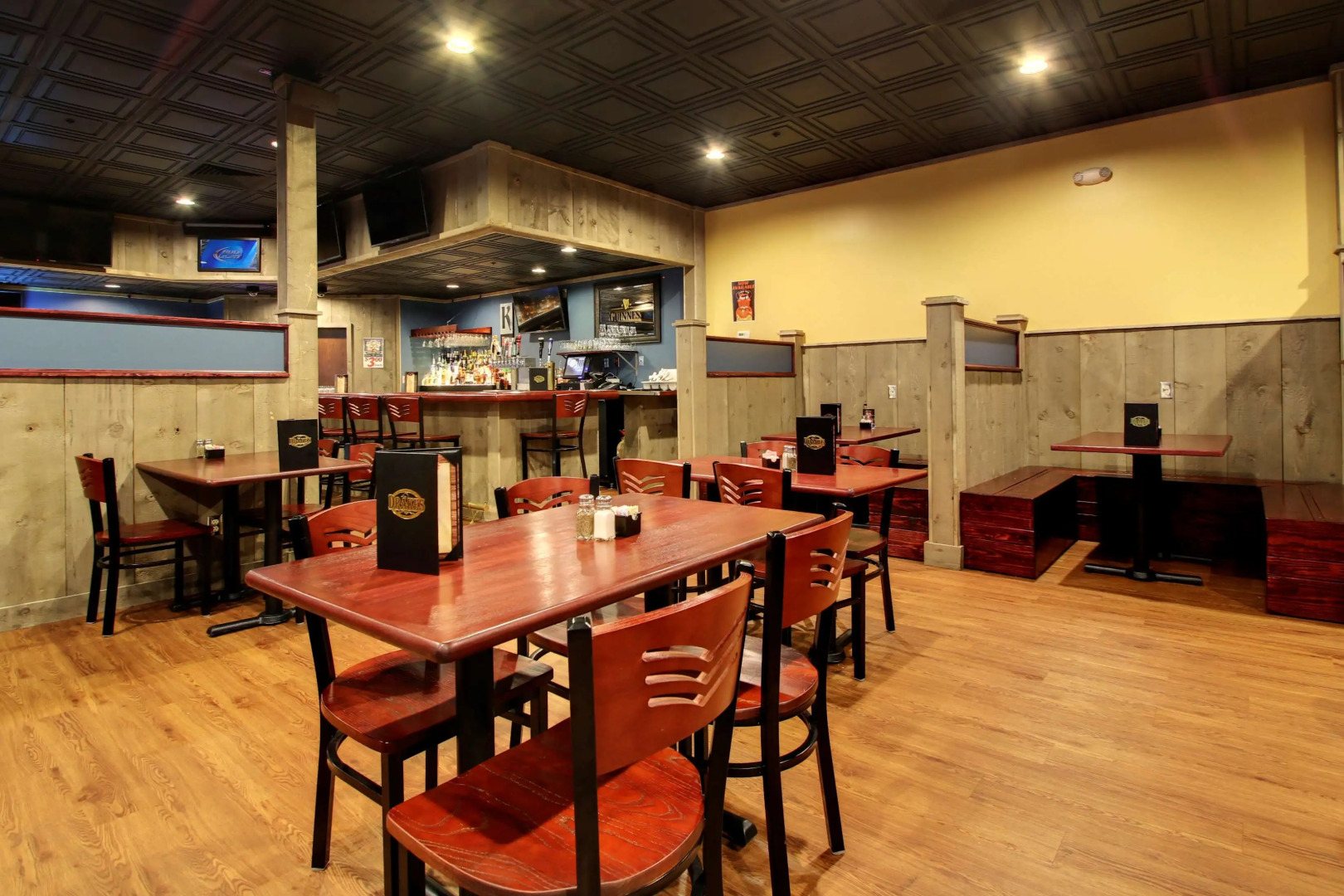 The Atrium Hotel on Third