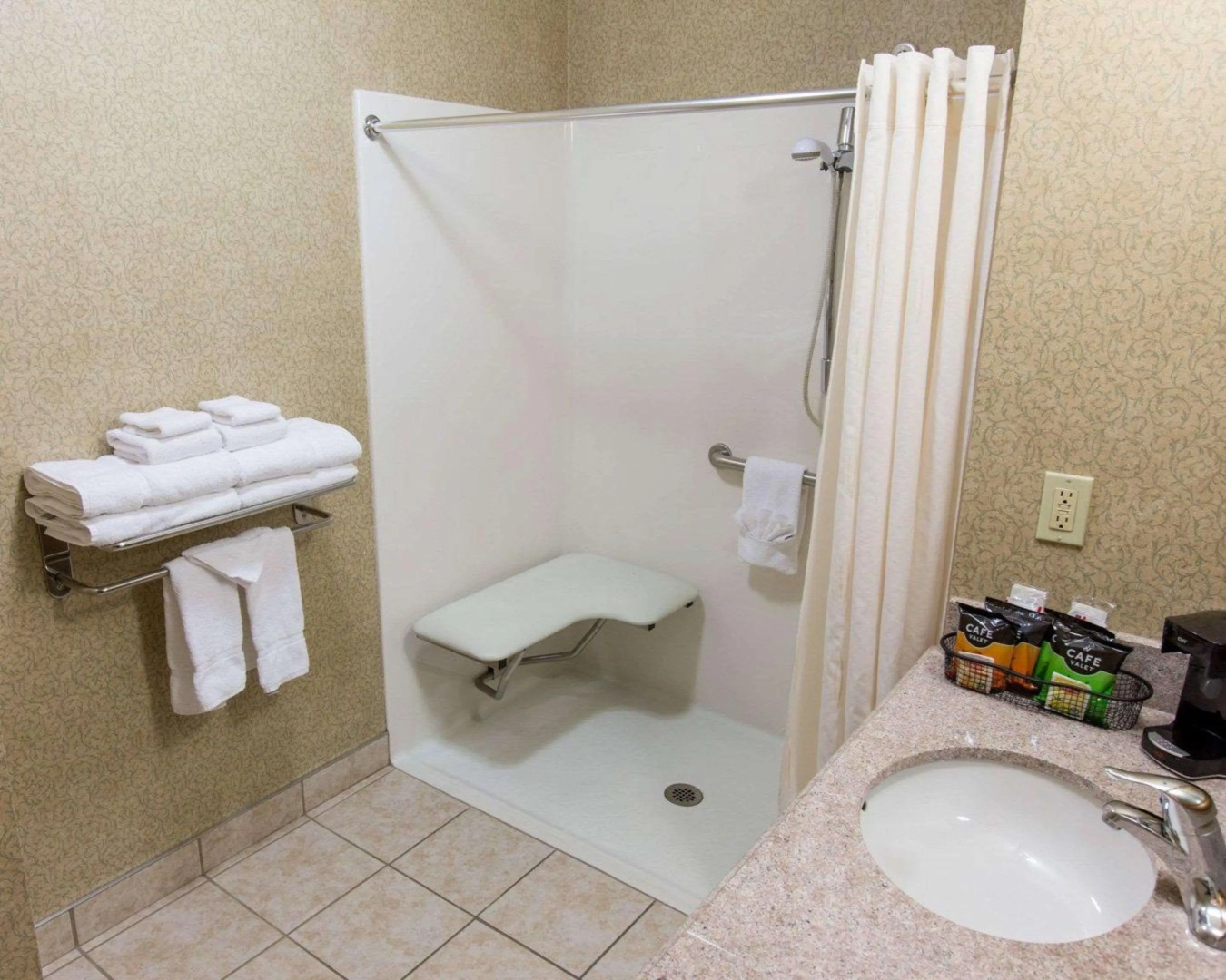 Comfort Suites Grand Rapids South