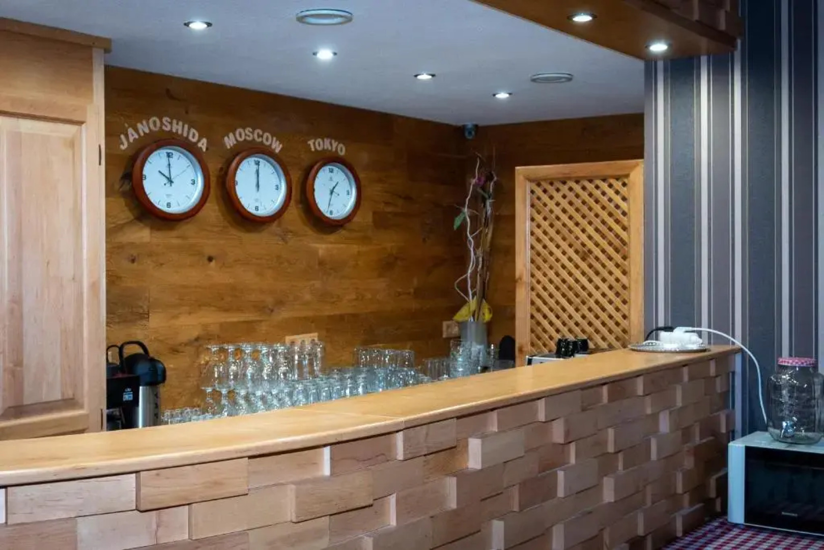 Trojka Hotel És Panzió