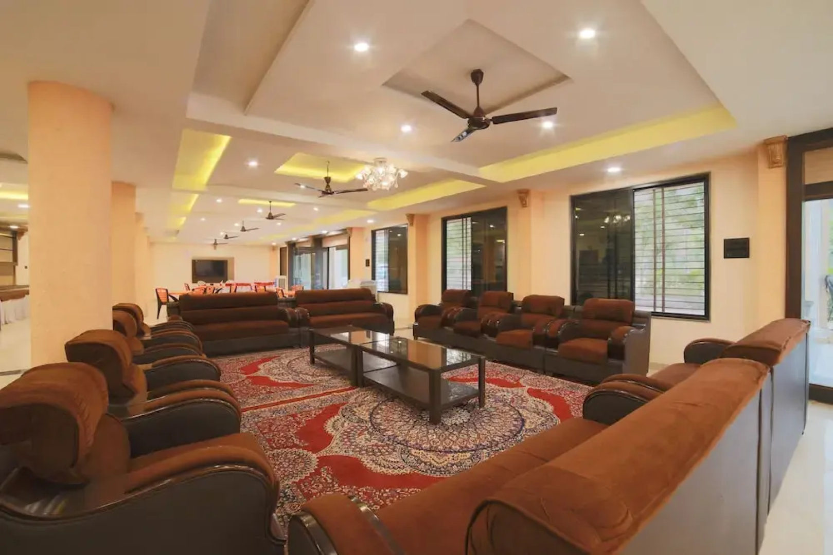 Oyo 37826 Rajmahal Khindsi Resort
