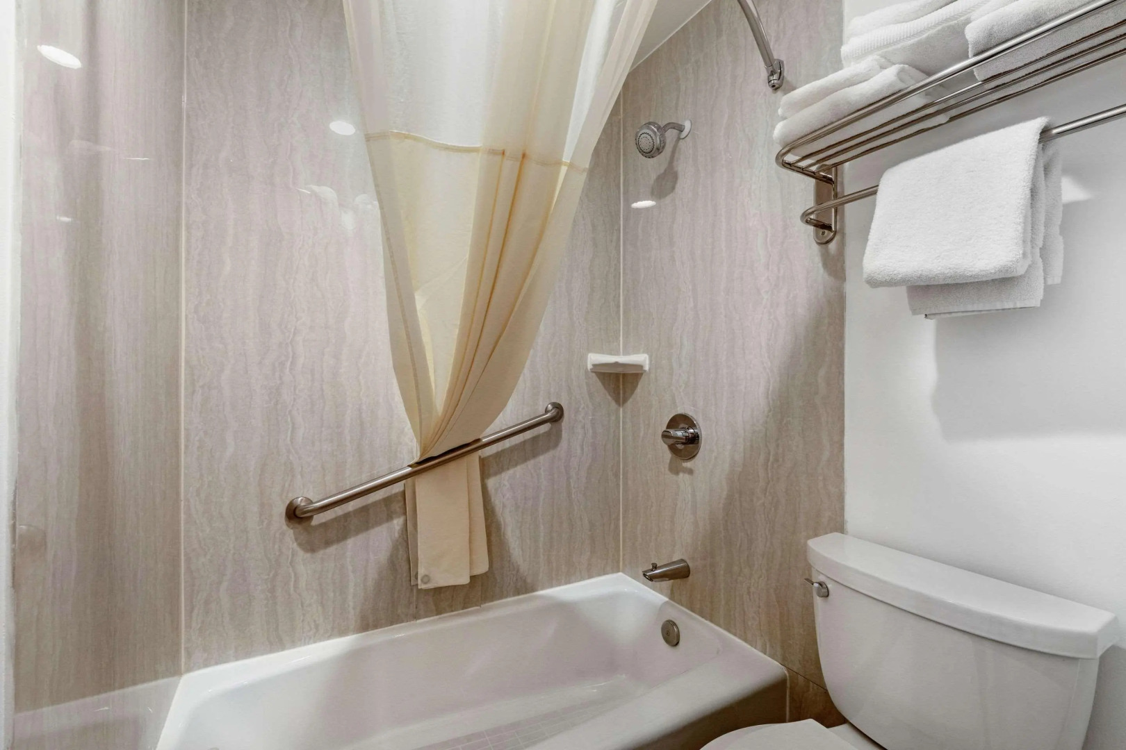 Rodeway Inn Carson - Los Angeles South