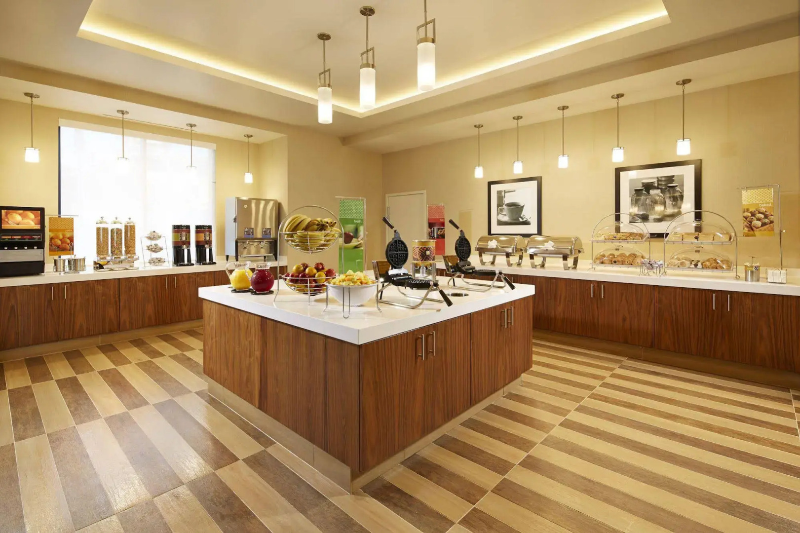 Hampton Inn Long Beach Airport