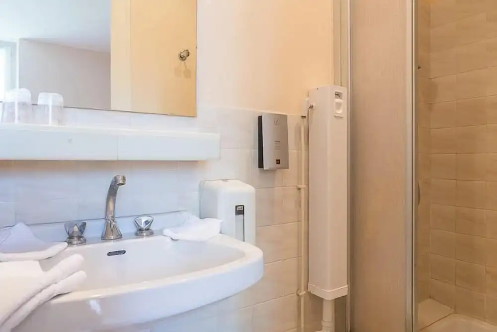 Hotel Restaurant Platanes