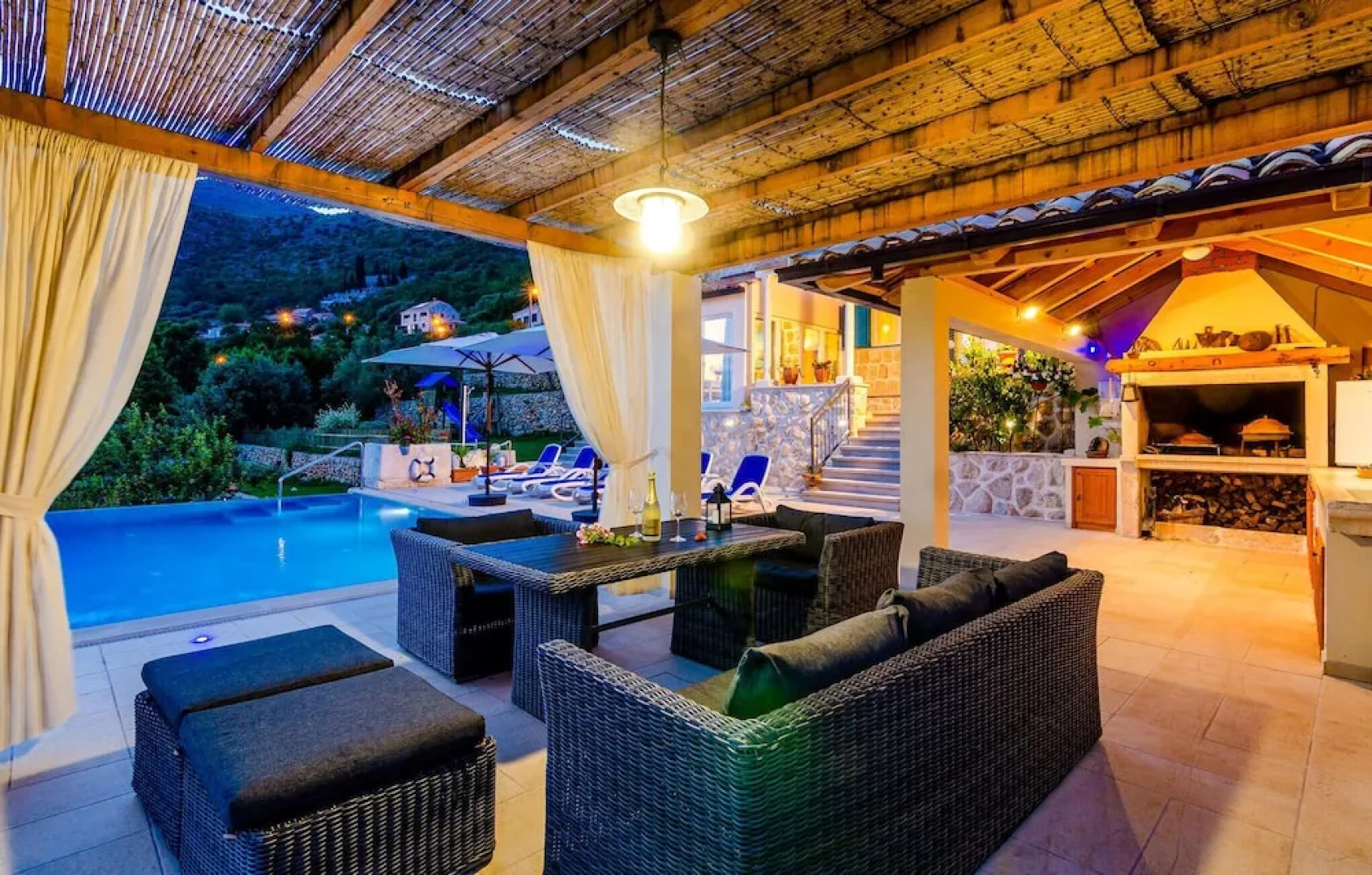 Nice Home in Brsecine With Wifi and 3 Bedrooms