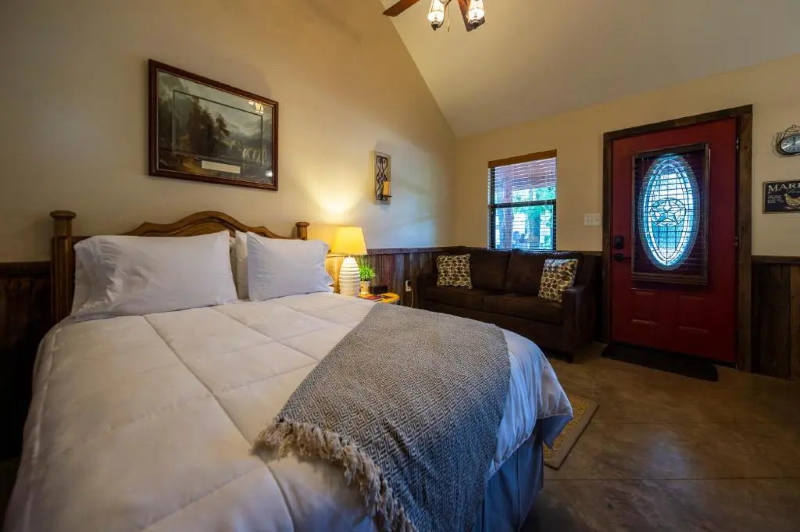 Cabin 3 Rental 15 Minutes From Magnolia and Baylor