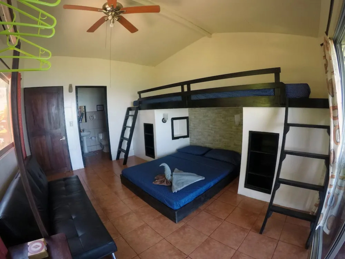 Pacheco Tours & Cabinas