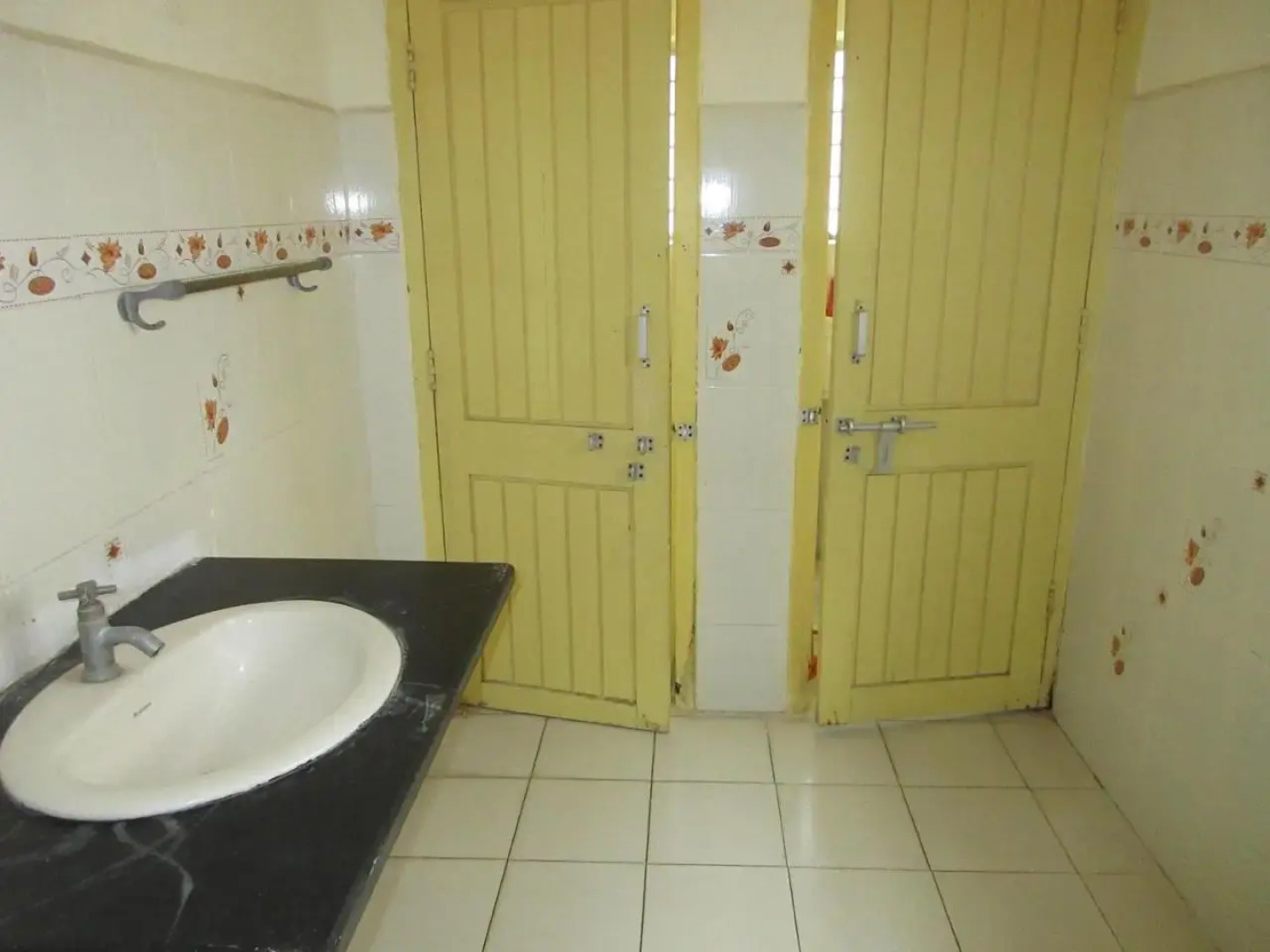 KSTDC Hotel Mayura Velapuri Belur