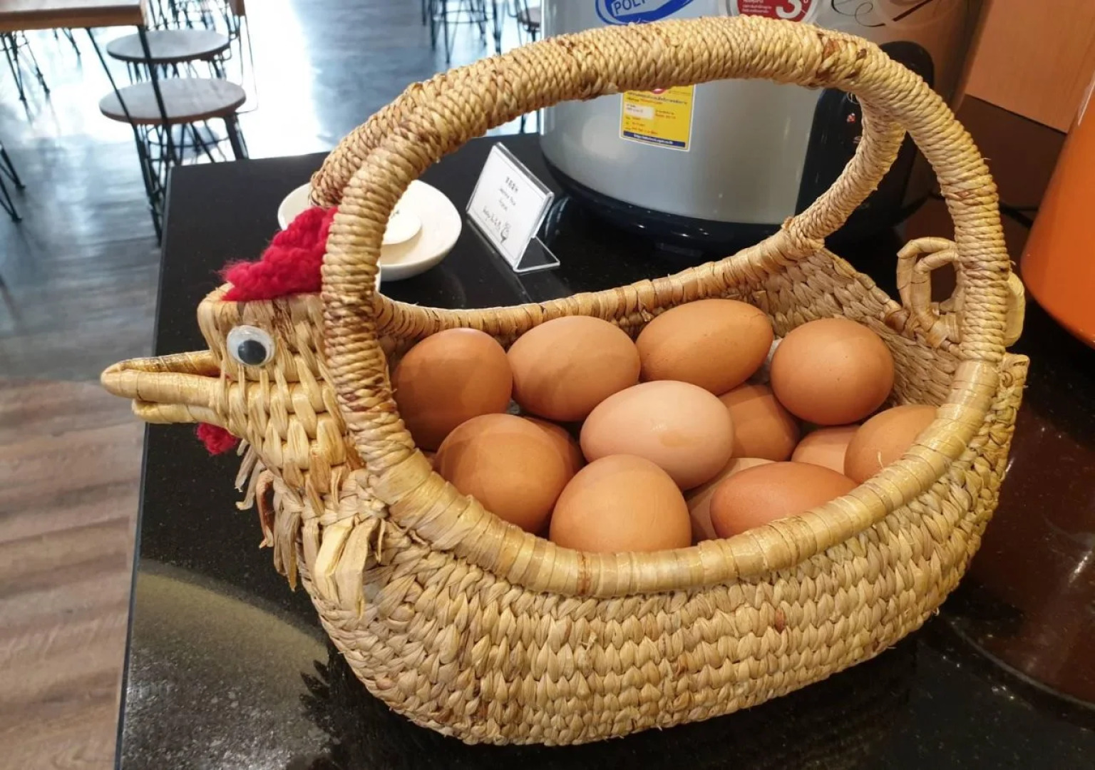 Boutique Poo-Yai Lee