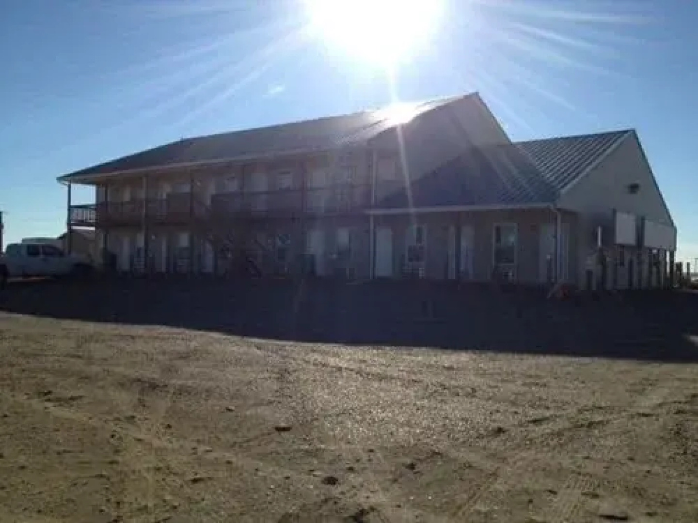 Tumbleweed Inn & Suites