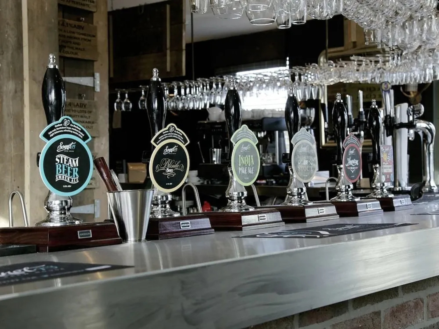 The Three Horse Shoes