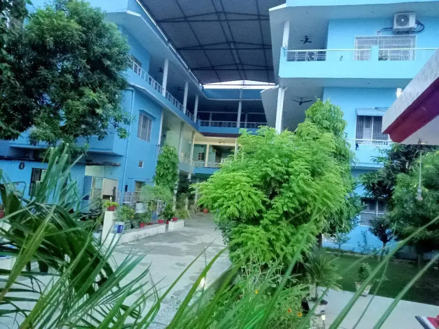 Shri Yoga Mandir Guest House