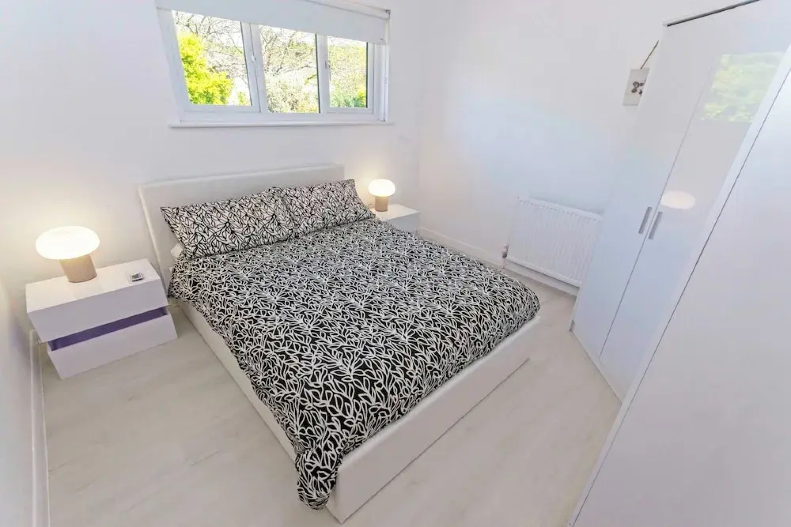 Shippenrill Croyde 6 Bedrooms, Sleeps 14, Hot Tub