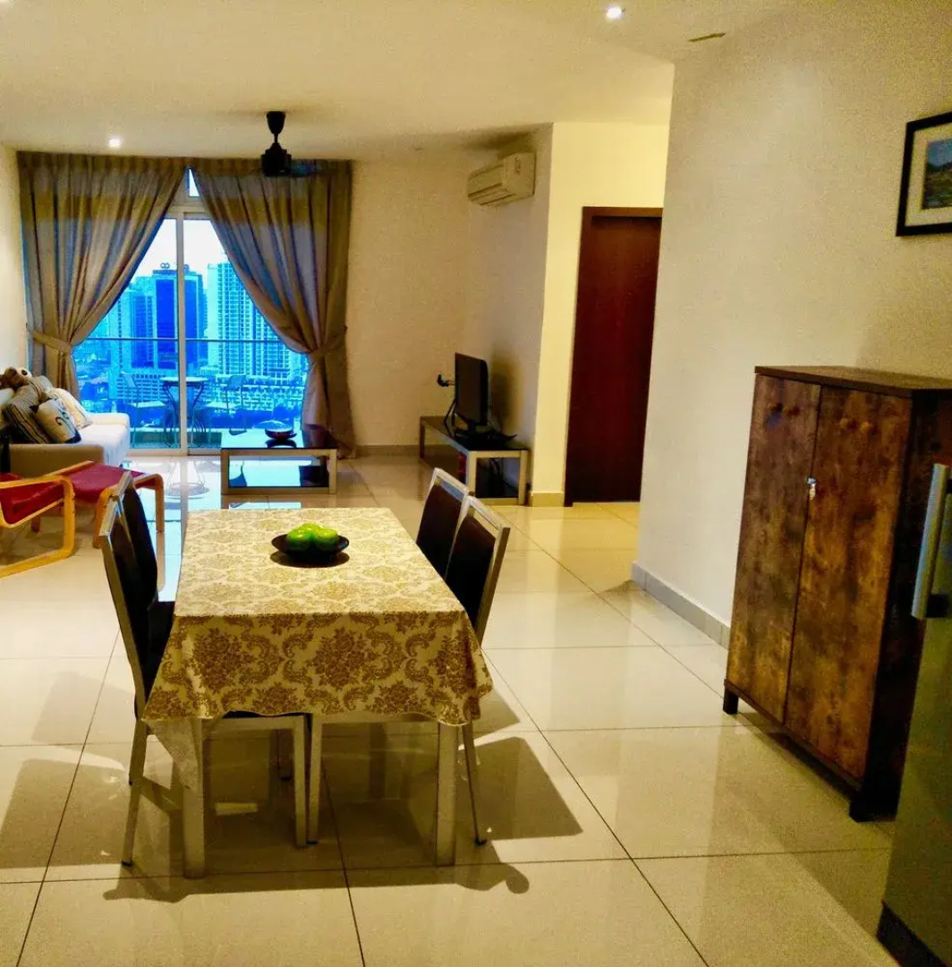 KSL JB City Sunrise View suite| NETFLIX |WIFI|6pax