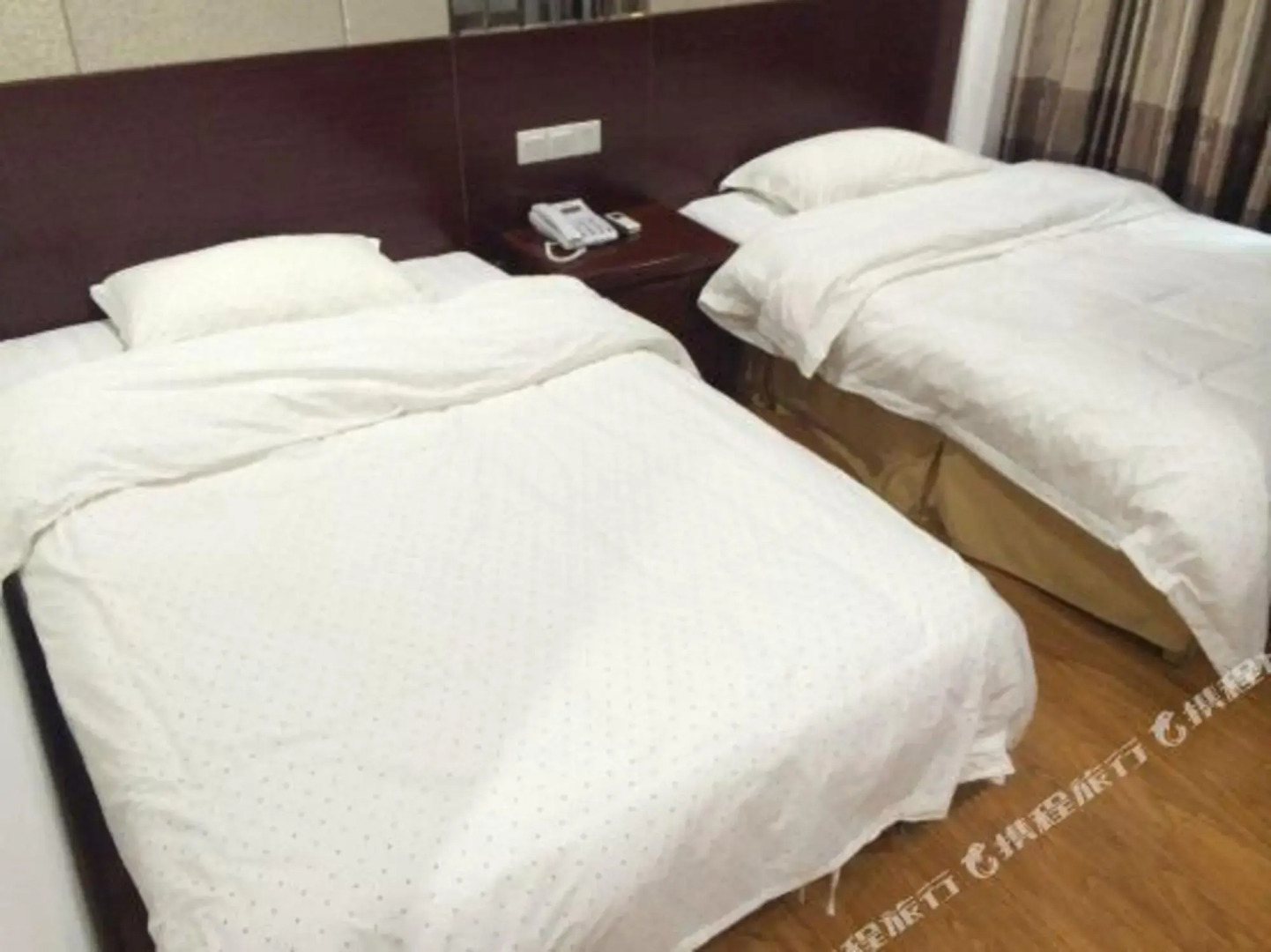 Home Inn Huaxuan Collection Hotel (Guangzhou Railway Station Clocks and Watches City)