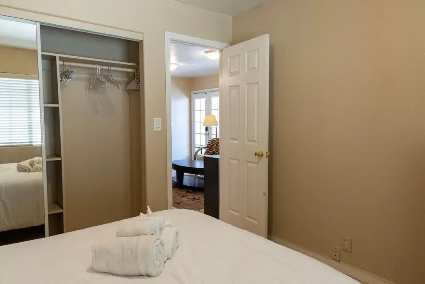 Charming 2-bedroom in East Palo Alto