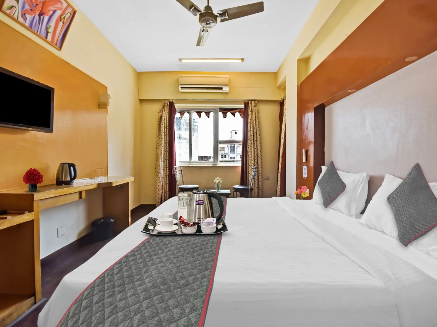 Vatika Inn Hotel