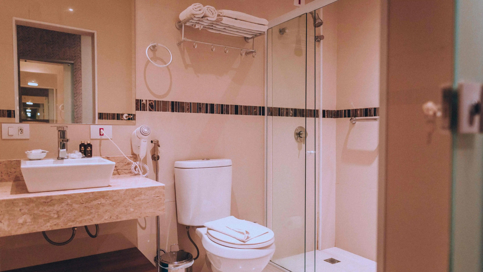 Chris Wellness Resort Hotel