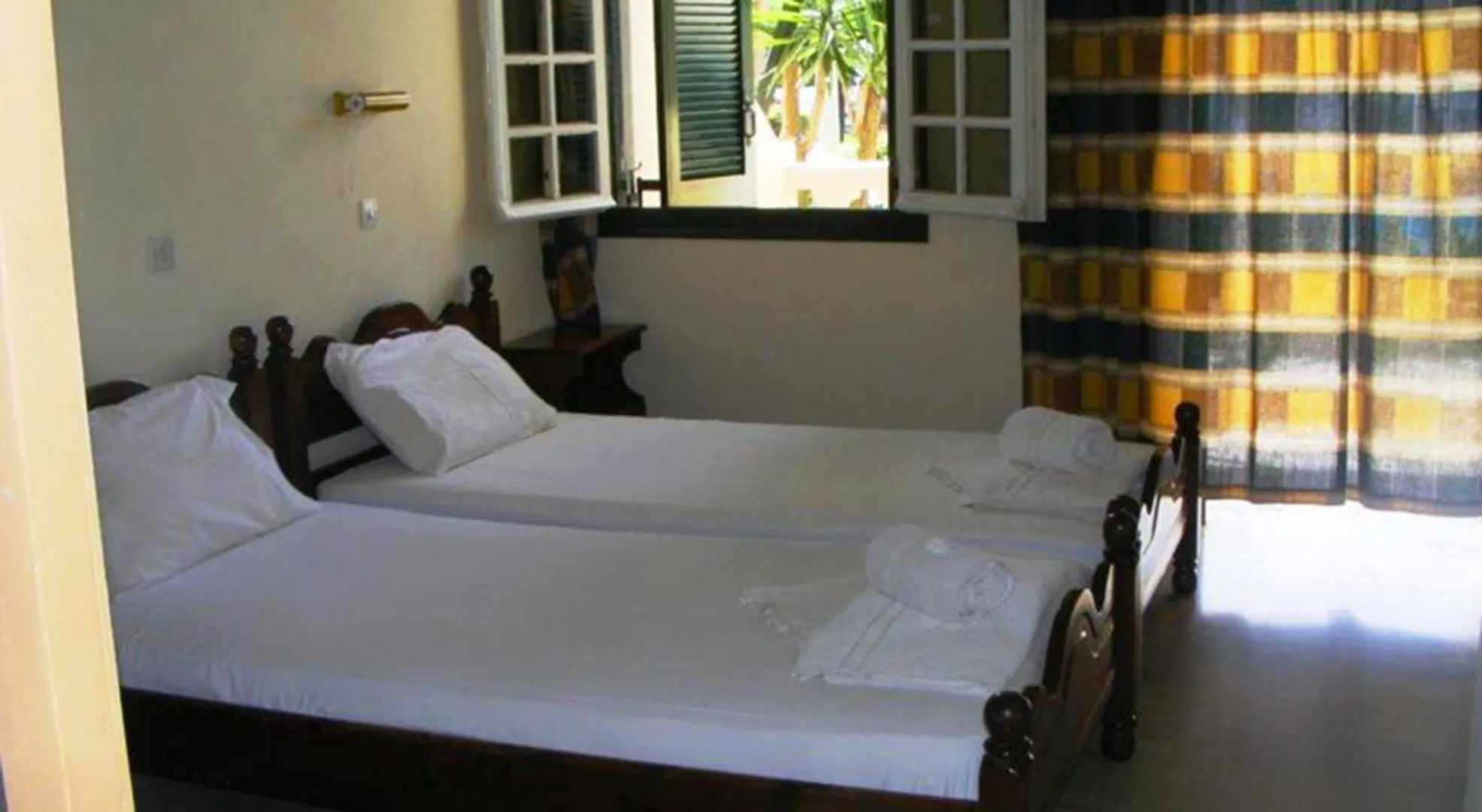 Flamingo Apartments Moraitika Corfu