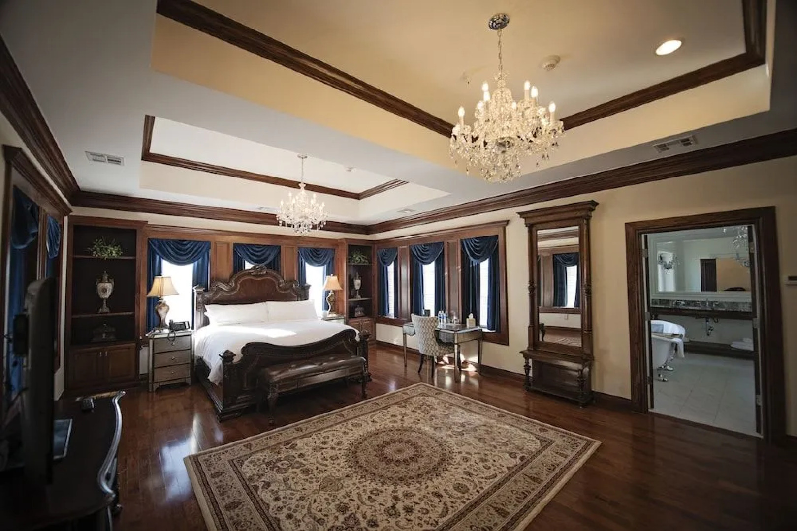 Dominion Gardens and Hotel